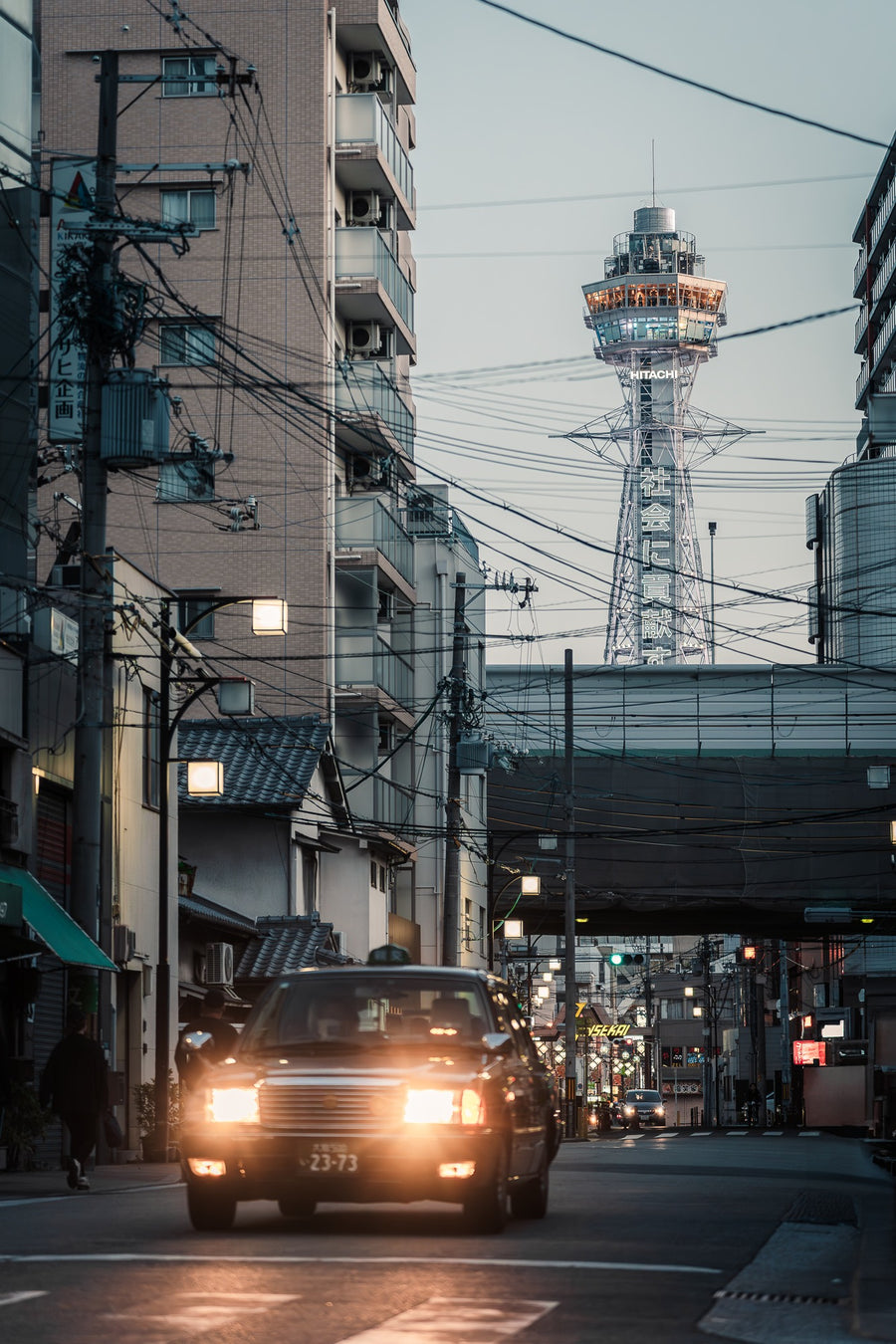 Taxi & Tsutenkaku